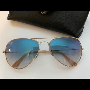 Women’s Gradient Aviator Ray-Bans